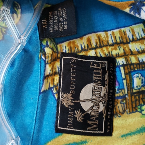 Margarittaville 5 oclock somewhere button up - Picture 3 of 5
